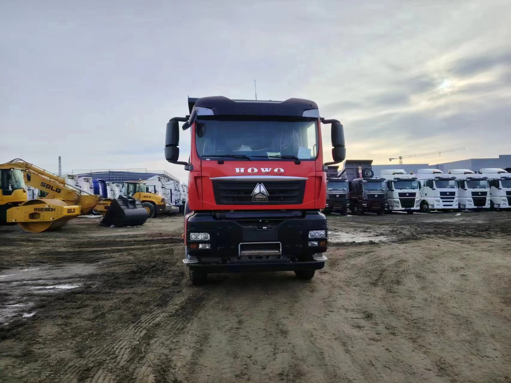 Sinotruk Howo TX 400 HP 6x4 5.6M डंप ट्रक (राष्ट्रीय VI)